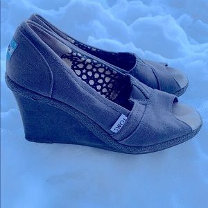 Toms Gray Wedges